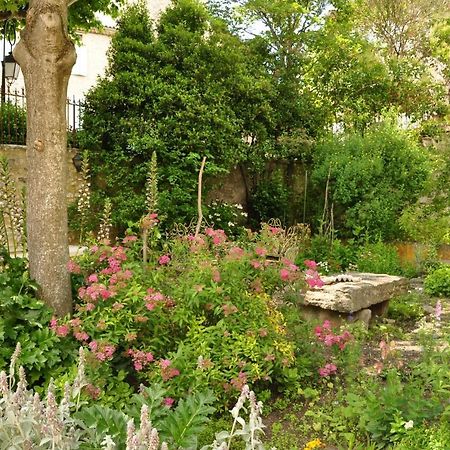La Rialhe Bed & Breakfast Taulignan ภายนอก รูปภาพ
