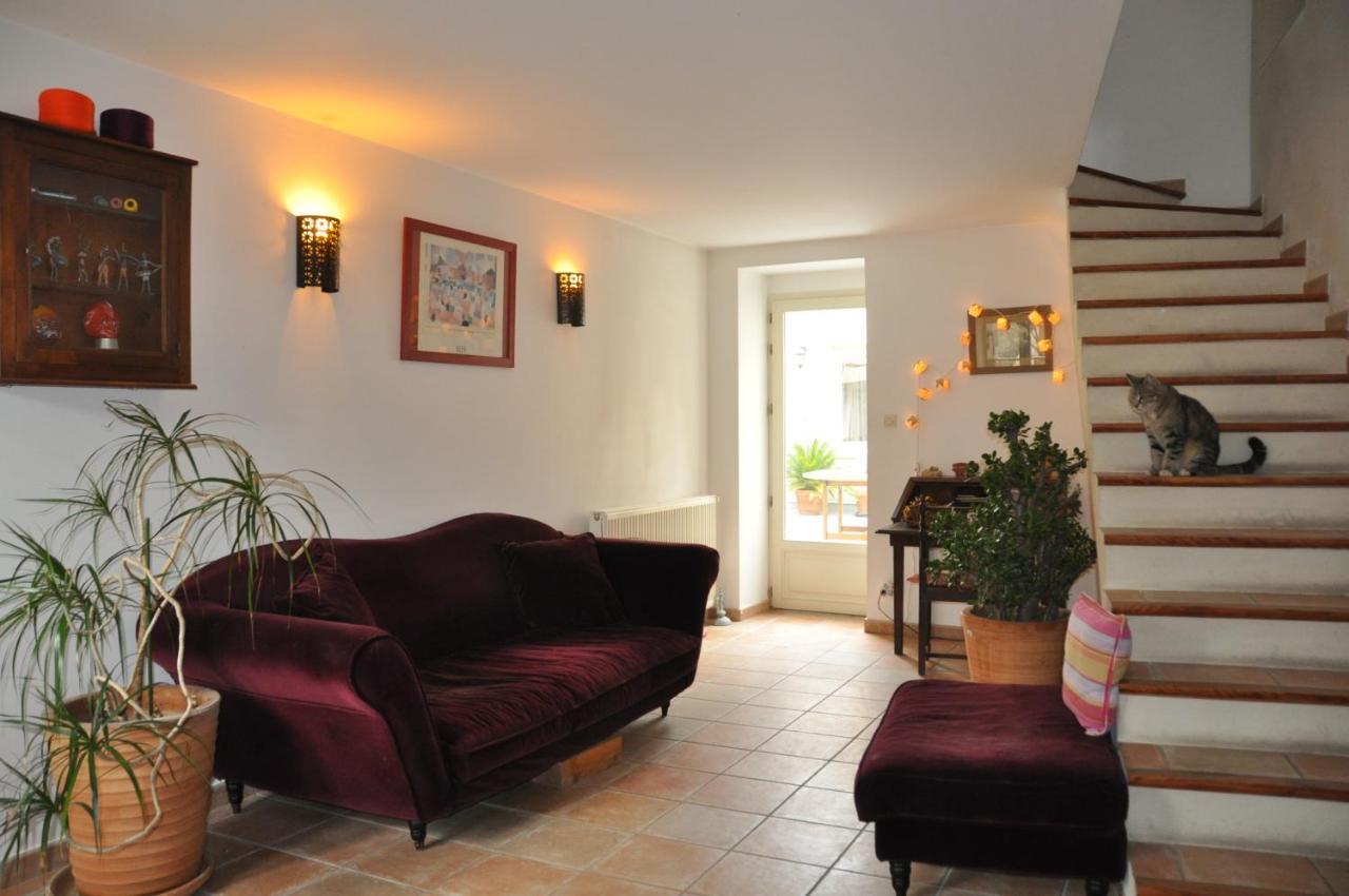 La Rialhe Bed & Breakfast Taulignan ภายนอก รูปภาพ