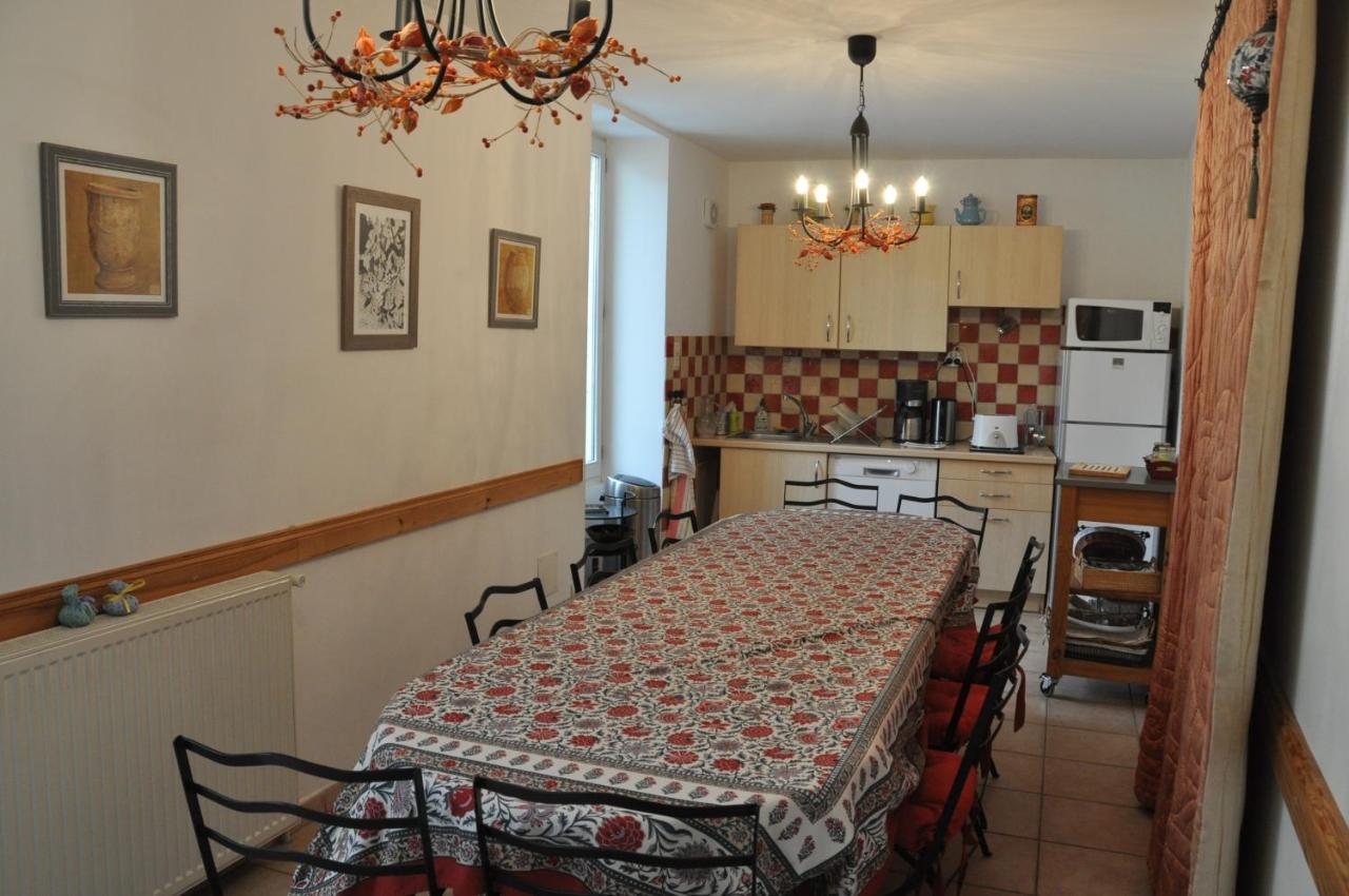 La Rialhe Bed & Breakfast Taulignan ภายนอก รูปภาพ