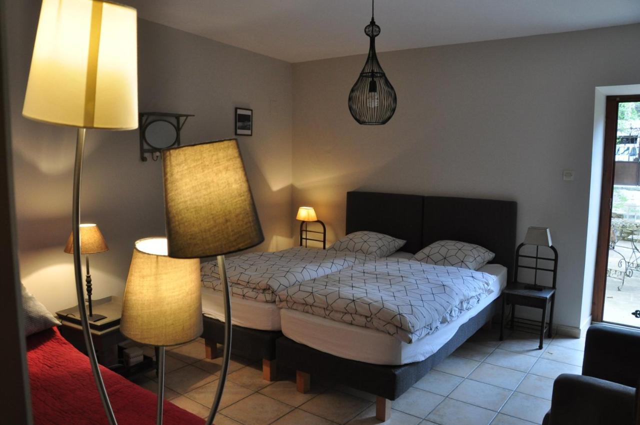 La Rialhe Bed & Breakfast Taulignan ภายนอก รูปภาพ
